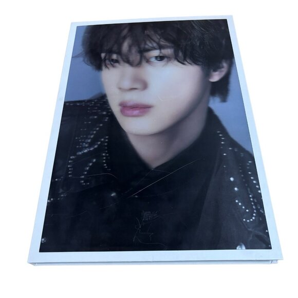 BTS 2022 Difesta D Icon 3D Lenticular Photobook Excellent Condition RARE - Picture 1 of 6